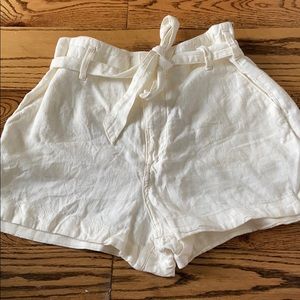 NWT Abercrombie & Fitch Off-White Tie Belt Shorts